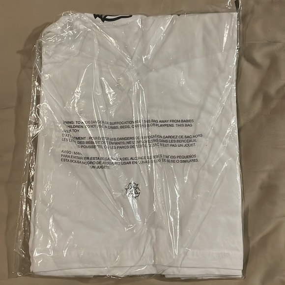 Toronto Raptors Tshirt - Picture 2 of 2